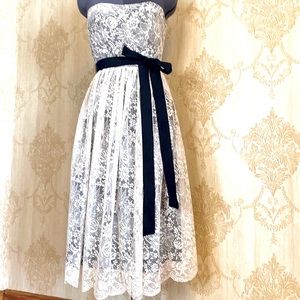 Vintage-inspired Lyndia Ivory Lace Strapless Dress